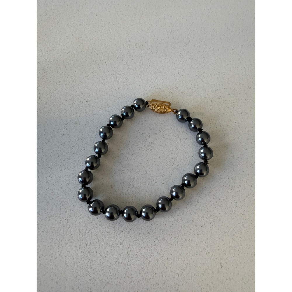 Dark Gray Faux Pearl Knotted Bracelet Gold Tone Filigree Fishhook Clasp Vintage
